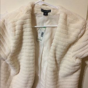 Faux fur white vest